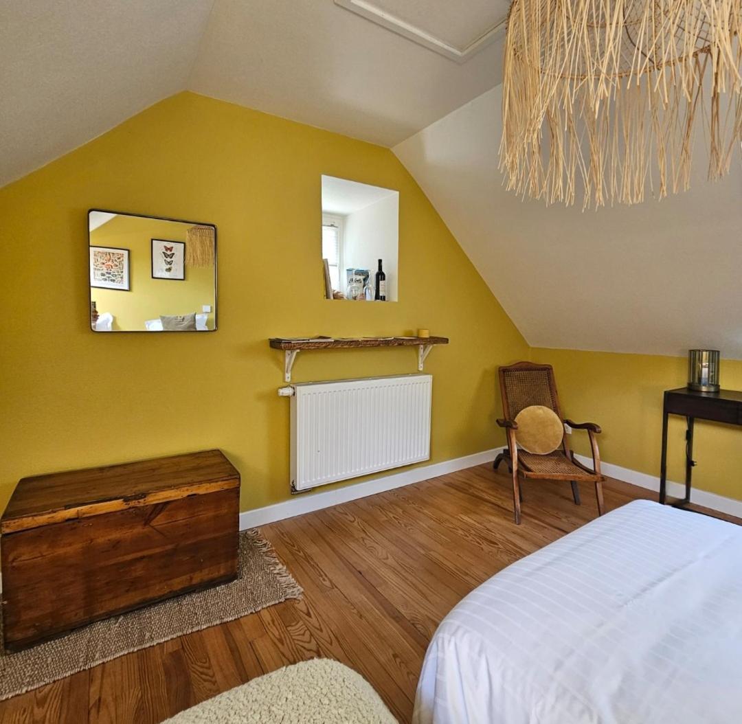 Domaine Des Pousses, Chambres D'Hotes Au Coeur D'Un Village De Campagne Droue-sur-Drouette Rum bild